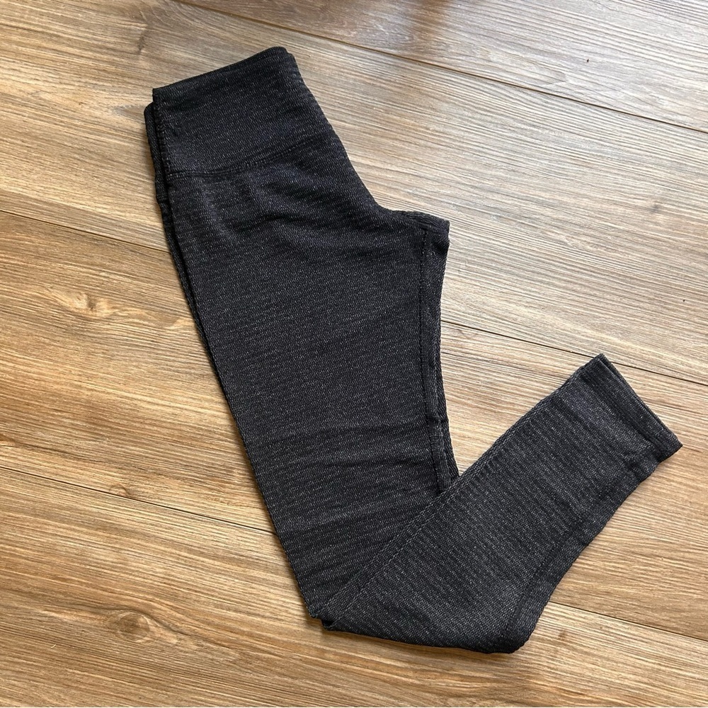 Kyodan High-Waist Warmhand Herringbone Leggings in Charcoal Grey (Small)